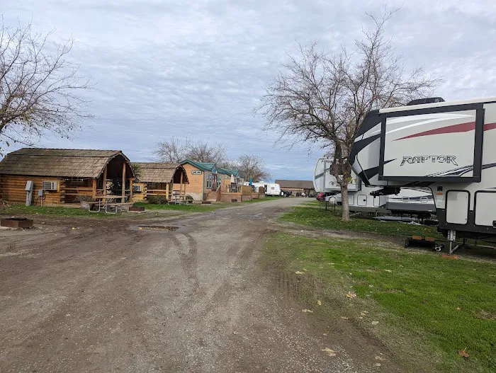 Visalia / Sequoia National Park KOA Journey Picture 10