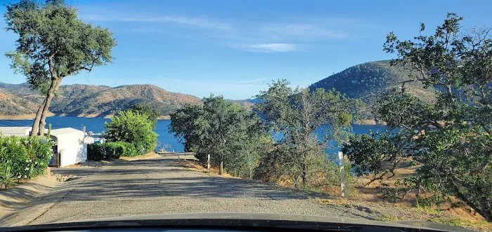 Island Park Campground Picture 4