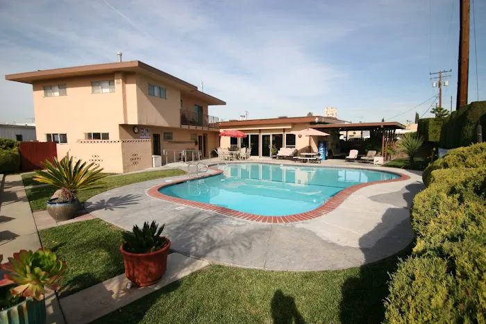Rosewood Mobile Home & RV Park Picture 3