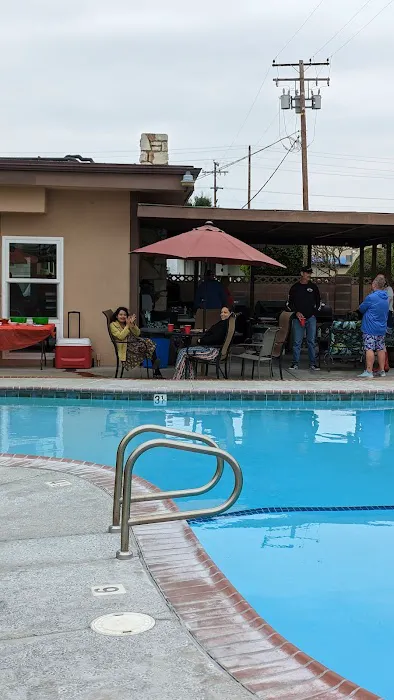 Rosewood Mobile Home & RV Park Picture 7