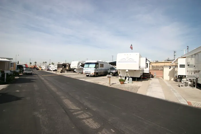 Rosewood Mobile Home & RV Park Picture 10