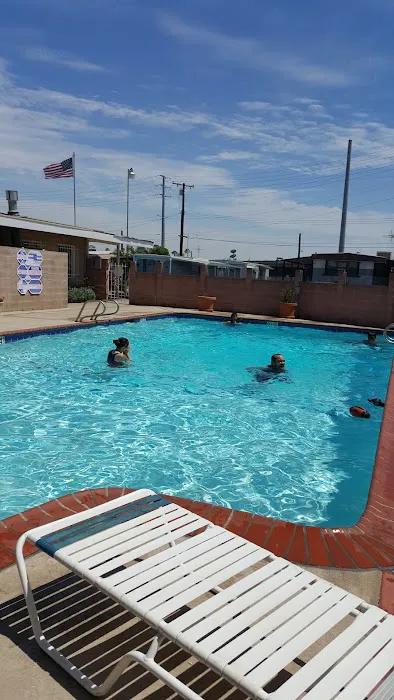 Norwalk Village Mobile Home Park Picture 4
