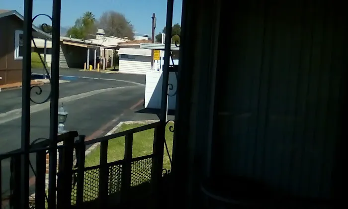 Fountain Blue Mobile Home Park Picture 2