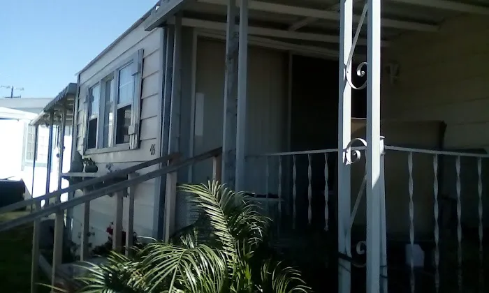 Fountain Blue Mobile Home Park Picture 8