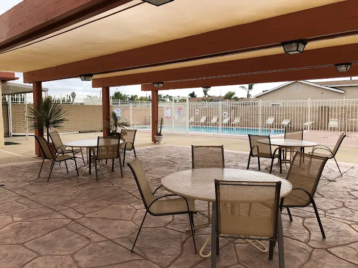 Rancho Bonita Mobile Home Park Picture 10