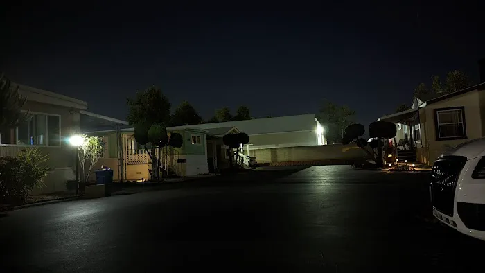 Rancho Bonita Mobile Home Park Picture 5