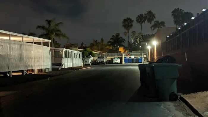 Rancho Bonita Mobile Home Park Picture 3
