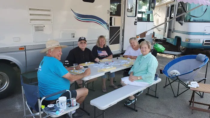Dixon Lake Campground Picture 4