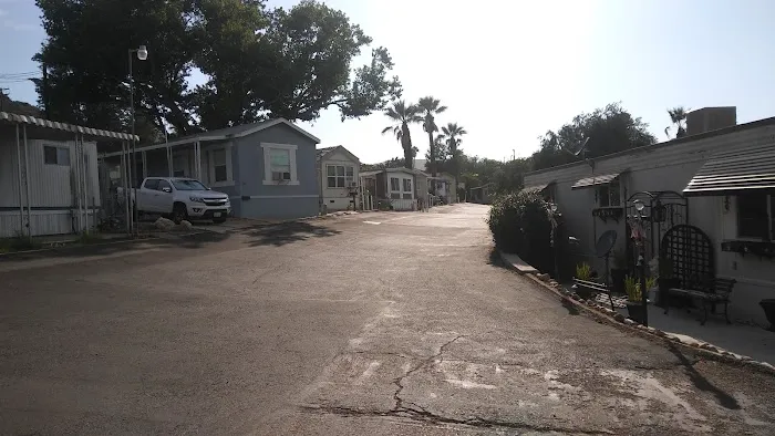 Pleasant Valley Mobile Park Picture 8
