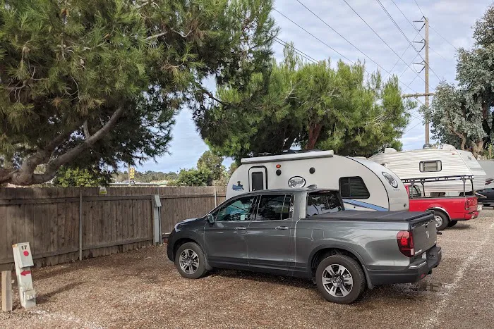 Del Mar Fairgrounds Surf & Turf RV Park Picture 10