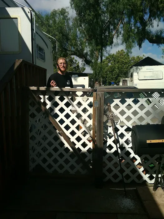 Eastern Trailer Park Picture 3