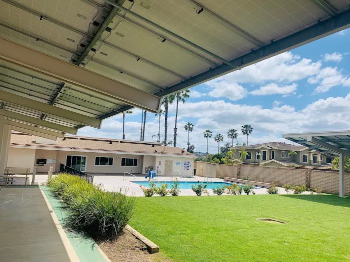 Poinsettia Senior & Family Mobilehome Parks Picture 1