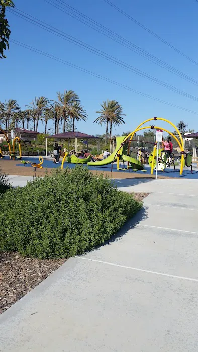 Thunderbird Mobile Home Park Picture 3