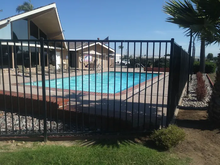 Palms Mobile Estates Picture 1