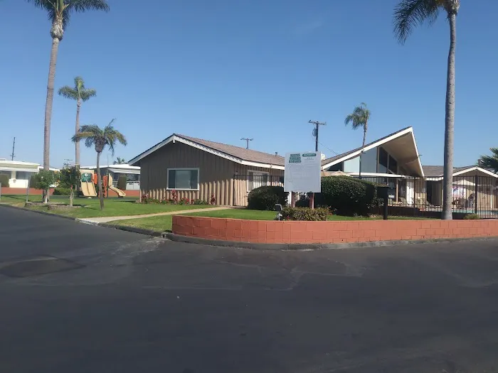Palms Mobile Estates Picture 7