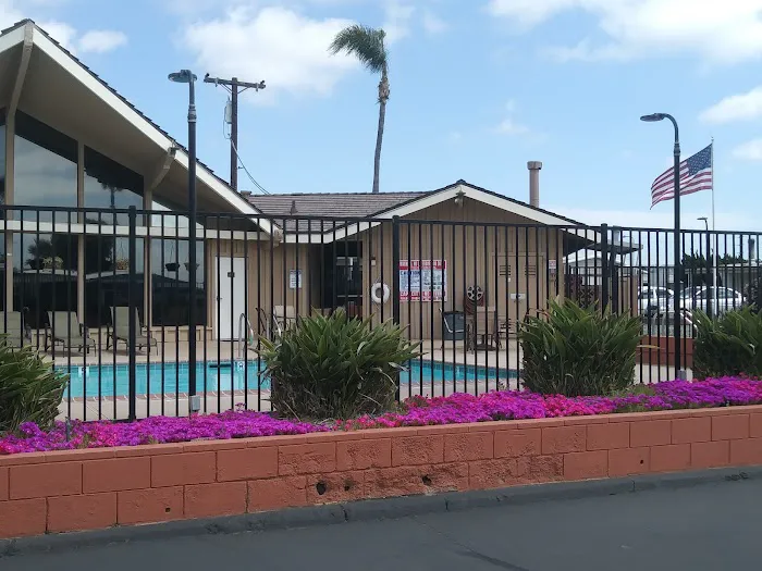 Palms Mobile Estates Picture 6