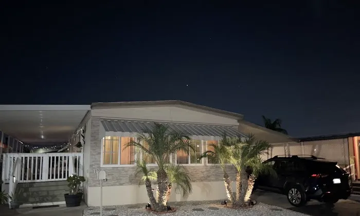 Palms Mobile Estates Picture 10