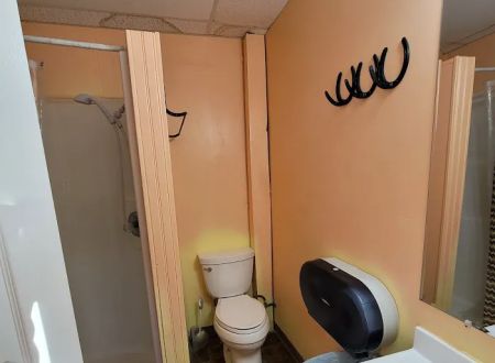 El Paso West / Anthony Roadhost RV Daily Stay