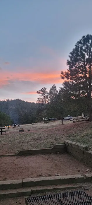 Lone Rock Campground Picture 6