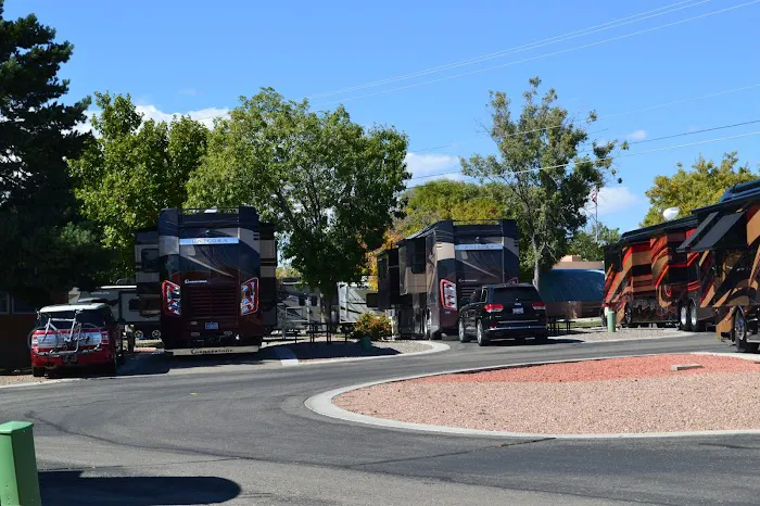American RV Resort Picture 4