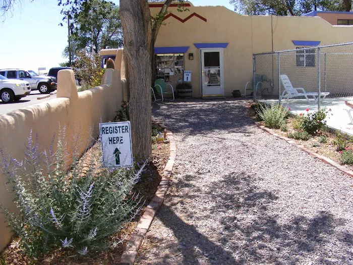Enchanted Trails RV Park & Trading Post Picture 3