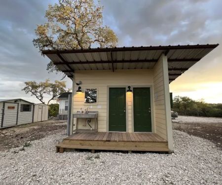 Sparrow Bend River Retreat