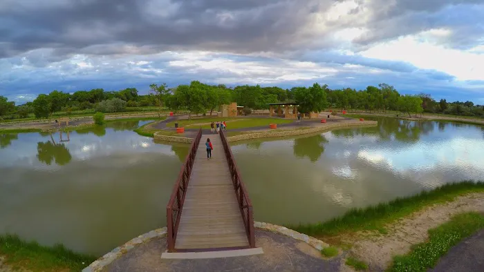 Isleta Lakes & RV Park Picture 2