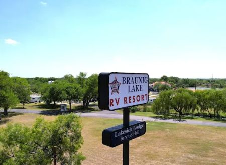 Braunig Lake RV Resort