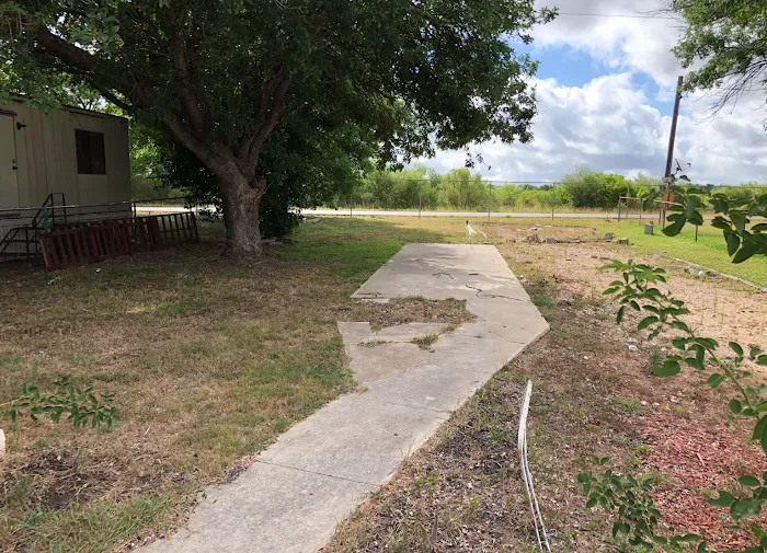 Applewhite Mobile Home Estates Picture 8