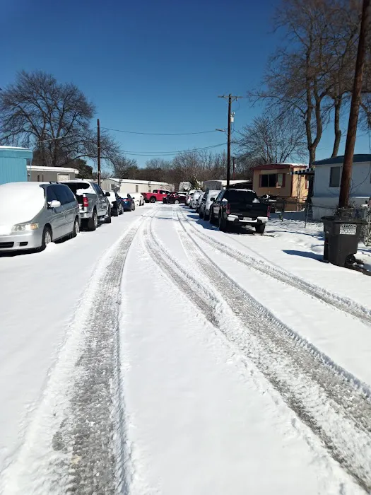 Circle Lane Mobile Home Park Picture 3
