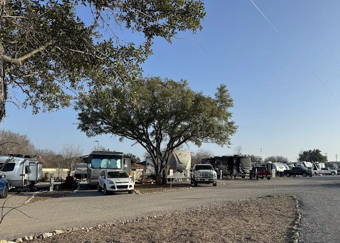 Dominion Oaks RV Park Picture 5