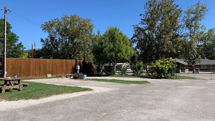 Little Ponderosa RV Park and Cottages Picture 4