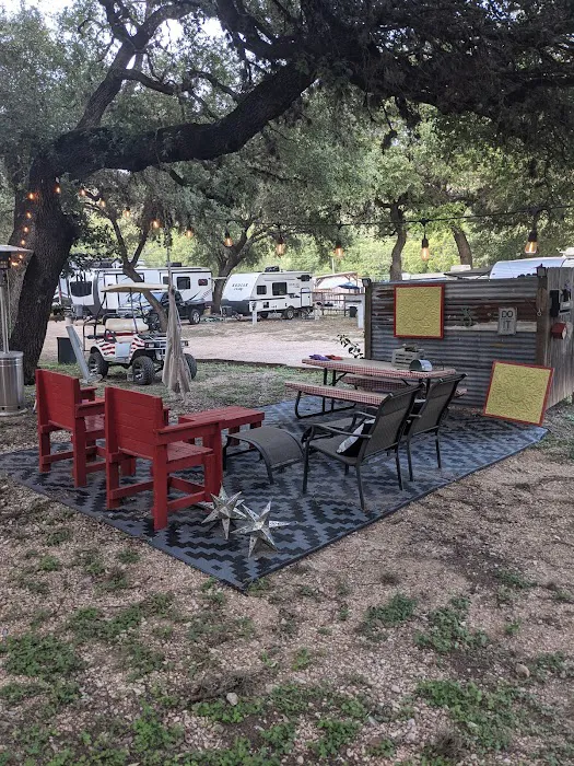 Ol' River RV Park Picture 10