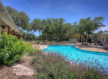 Sun Retreats San Antonio West