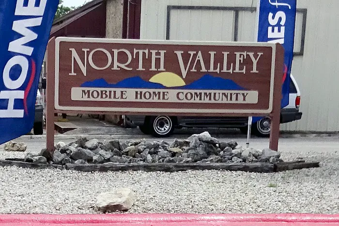 North Valley Manufactured Home Community Picture 2