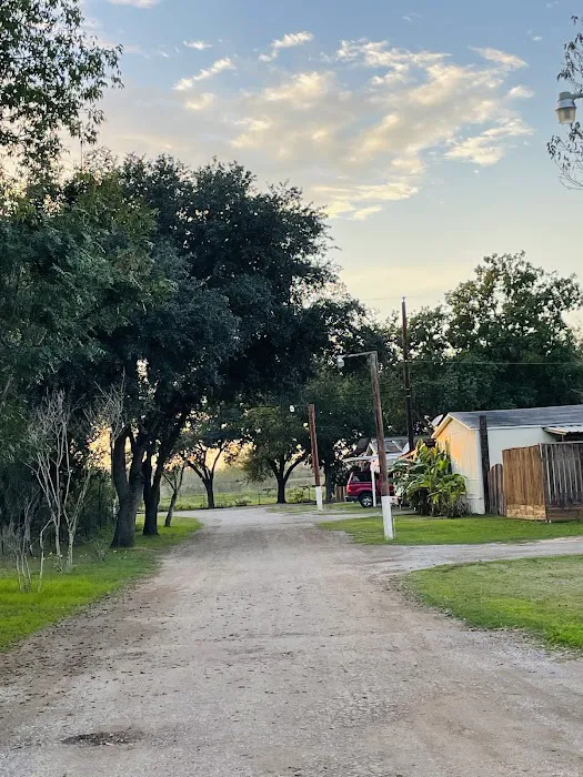 Lake Calaveras Mobile Home Park / RV Community Picture 8