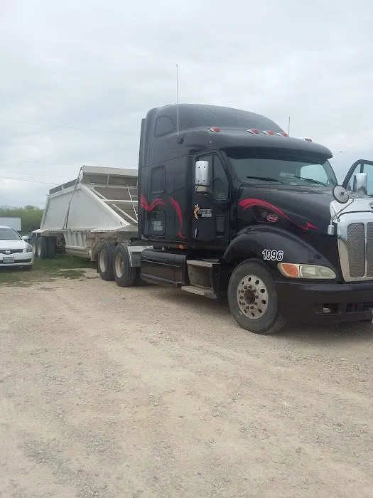 Easy Acres RV Park Picture 2