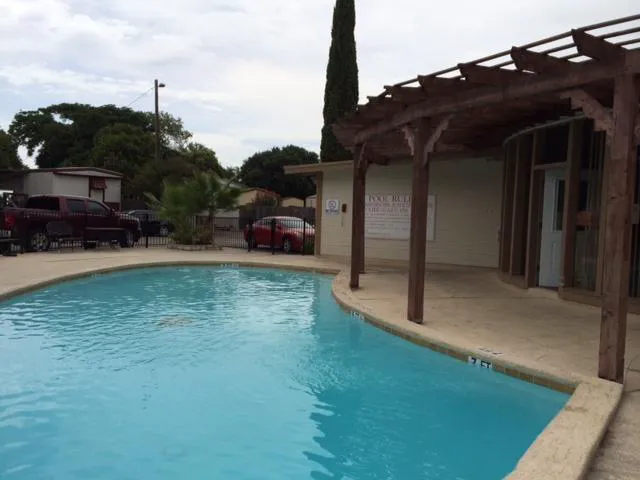 Country Aire Mobile Home Park Picture 3