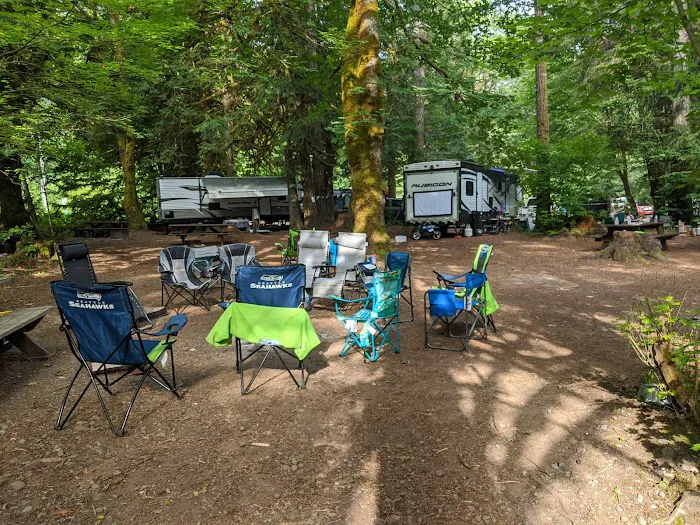Dewatto Camp Grounds Picture 6