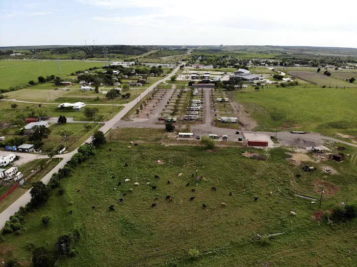 County Line RV Ranch Picture 10