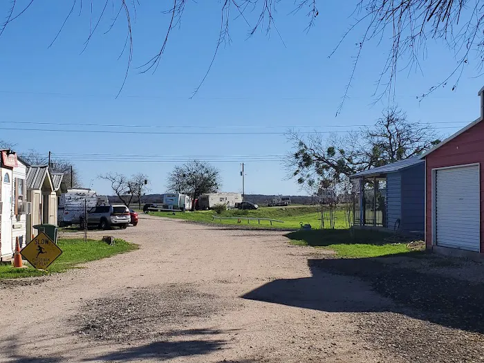 LCs RV Park Picture 2
