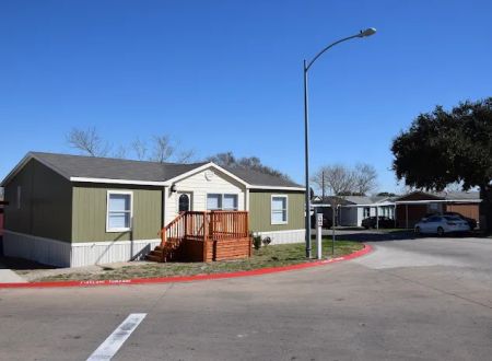 Dessau Fountain Estates Manufactured Home Community