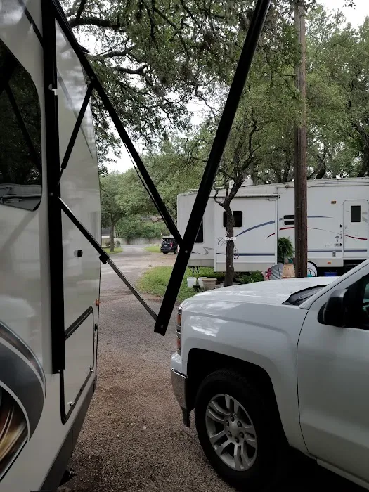 Honeycomb RV Park Picture 5