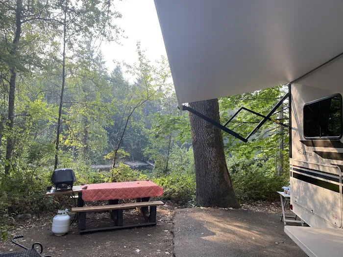 Travel Camp Picture 1