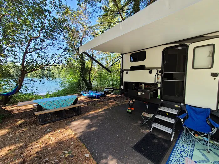Travel Camp Picture 2