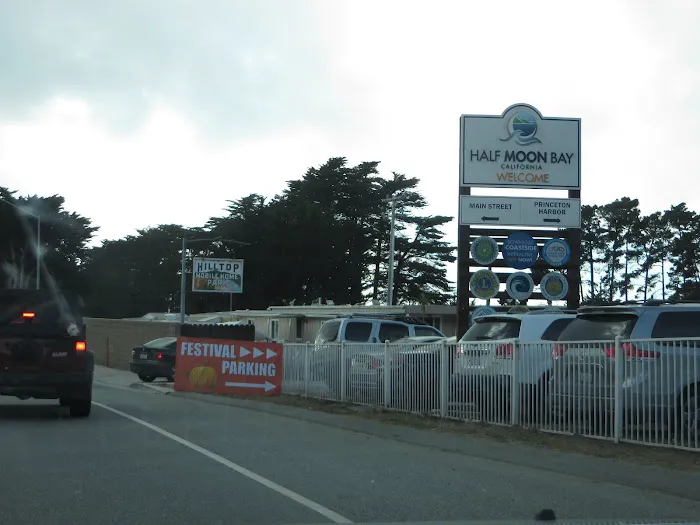 Hilltop Mobile Home Park Picture 2
