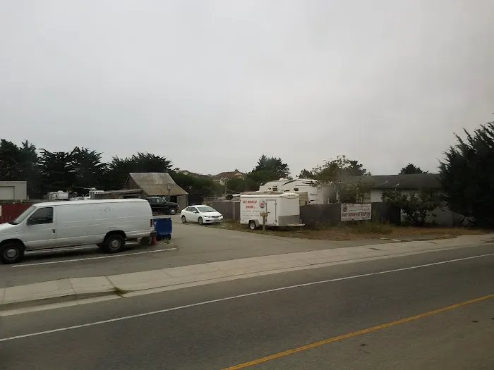 Hilltop Mobile Home Park Picture 7