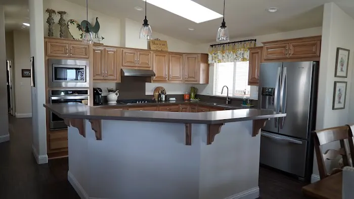 Accent Homes Inc. in Canada Cove Mobile Home Park Picture 5
