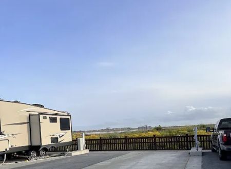Trailer Villa