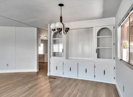 New England Village Mobile Home